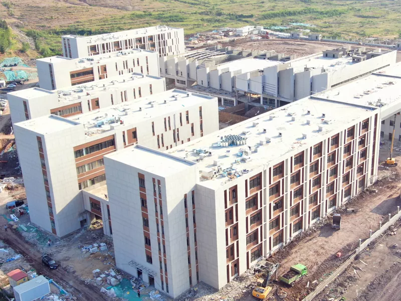 مبنى مدرسة الهيكل الصلب الشاهق قبل الهندسة